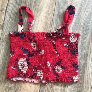 CHARLOTTE RUSSE floral crop top